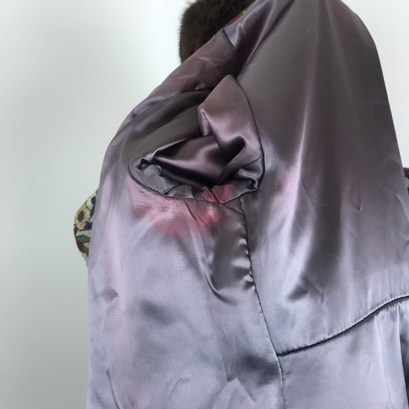 Vintage 1960’s tapestry jacket fur cuffs boho - Picture 7 of 8